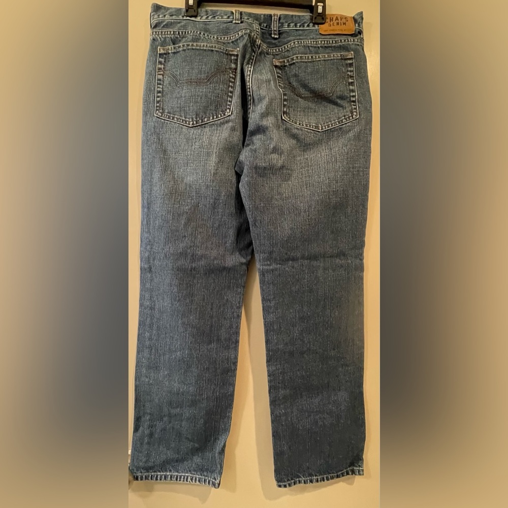 Men's Chaps Denim Straight Fit Jeans 36x32 - Picture 2 of 7